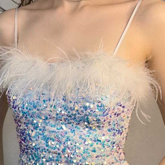 Sequin Feather Trim Mini Dress Iridescent Sparkle Size 0 Party Halloween - Picture 2 of 8
